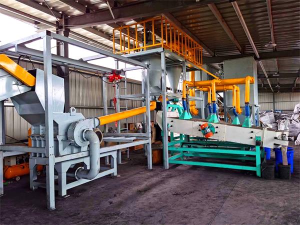 鋰電池正負極片破碎回收設(shè)備_鋰電池極片處理設(shè)備